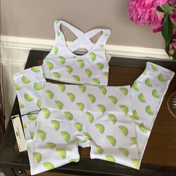 Morgan Stewart Sport Lime Legging Set - Picture 6 of 13